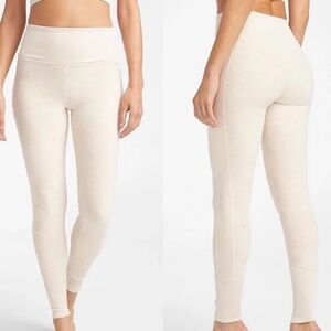 Alo Light tan leggings